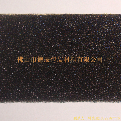 過濾海綿也稱網狀海綿，爆破海綿。聚氨酯過濾海綿由普通開孔軟泡高溫爆破開孔加工而成，爆破除掉了泡沫網絡之間原有的氣泡膜，得到了主體骨架網狀結構。
過濾海綿的空隙率高達97%，具有優異的透氣性、良好的柔軟性和較高的機械強度。
